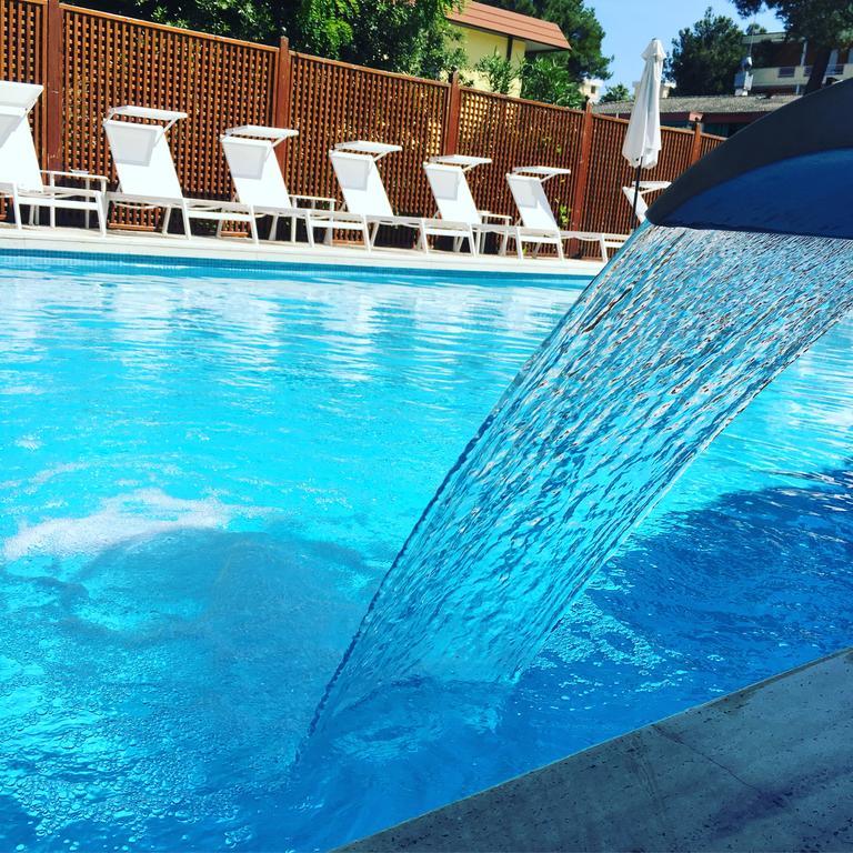 Hotel Mar Del Plata กราโด ภายนอก รูปภาพ